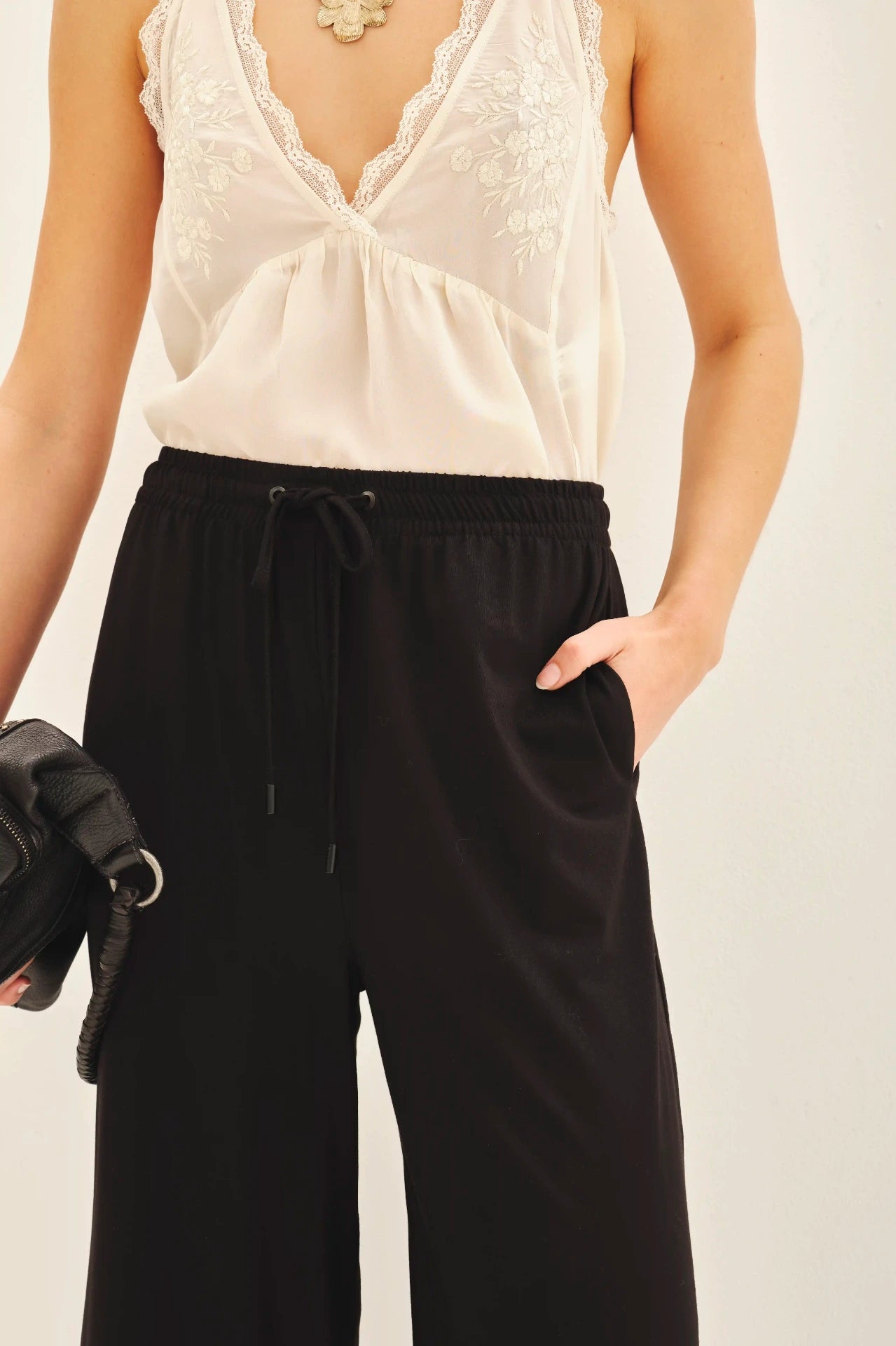 PANTALON CROP